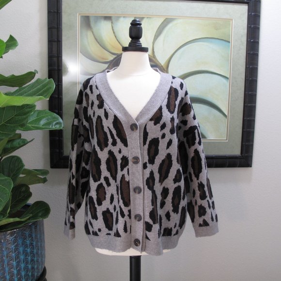 GOODNIGHT MACAROON Leopard Print Button Front Cardigan - Picture 7 of 10